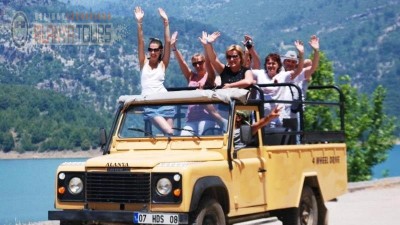 Alanya jeep safari rafting tour