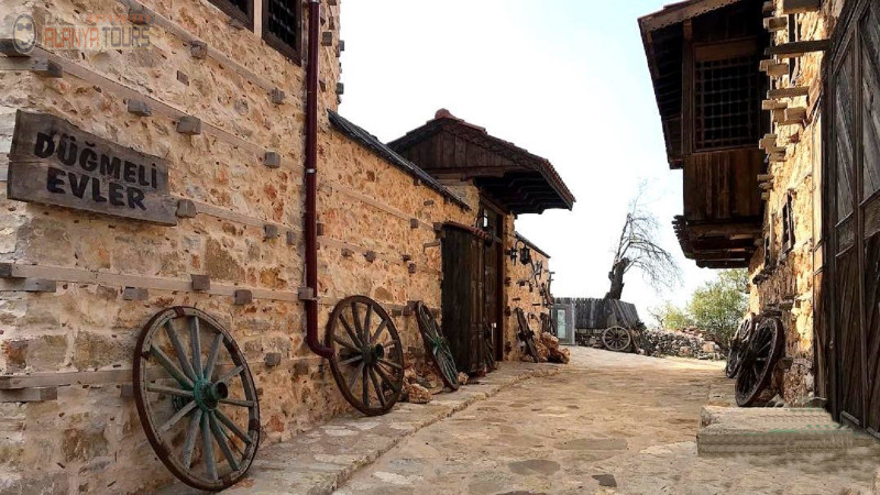 Alanya`dan Altınbeşik mağarası turu Photo 0